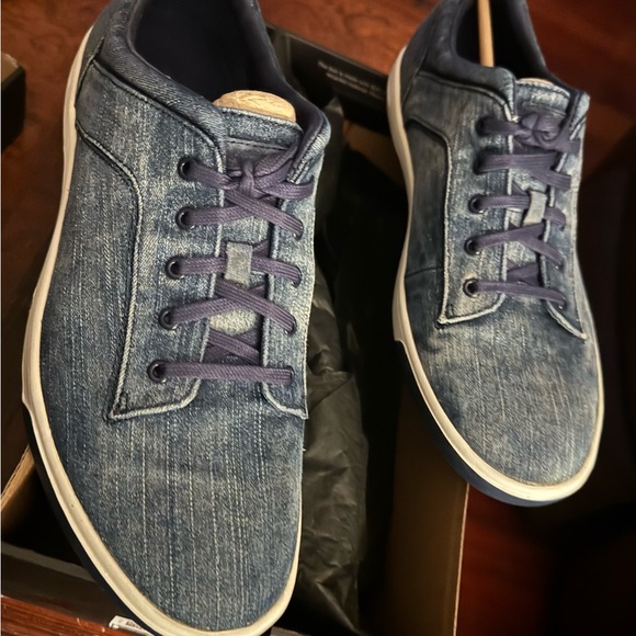 Ugg Bueller Washed Denim Shoe Mens sz 12, new in box! - Picture 4 of 7